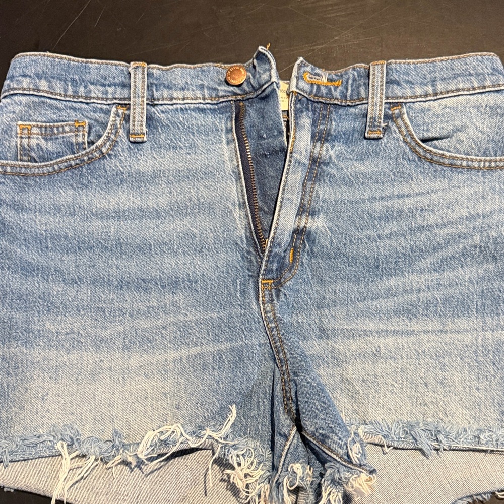 Universal Threads High Rise Shortie Shorts - Picture 3 of 8